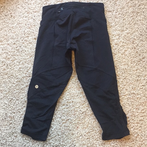 Lululemon Run for Your Life Crop Leggings Black - Picture 3 of 10